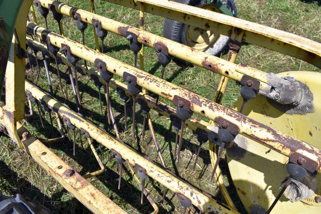 John Deere 670 Hay Rake 5 Bar