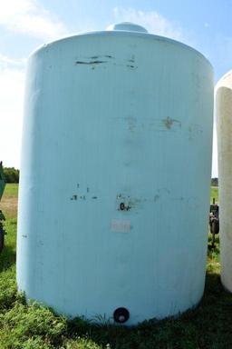 6000 Gallon Vertical Poly Tank With Valve