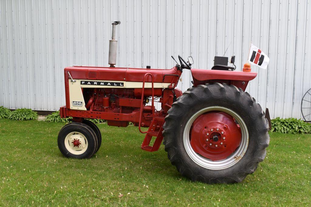 McCormick Farmall 656 Gas, Restored, NF, two slab starter weights, custom steps, fast hitch