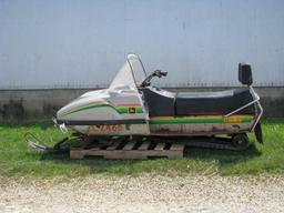 1978 John Deere Trailfire Snowmobile, 440cc, No Gauges, 2 Cycle, Engine Free, VIN:J44FH103997M