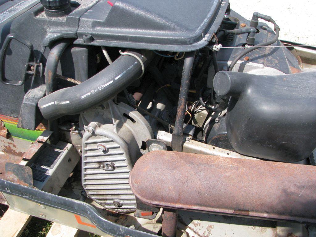 1978 John Deere Trailfire Snowmobile, 440cc, No Gauges, 2 Cycle, Engine Free, VIN:J44FH103997M