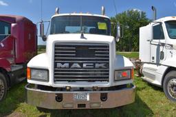 1997 Mack CH600 Day Cab Semi Tractor, E7 454 Engi