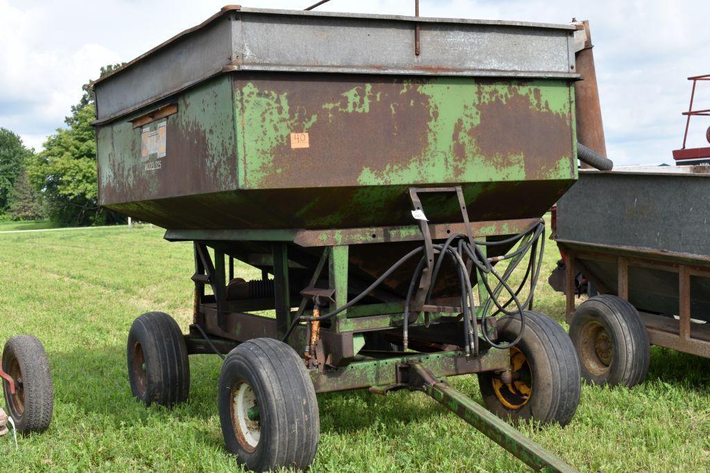 Huskee Model 225 Gravity Box with Hyd. Drive Auger on John Deere 1065 Running Gear