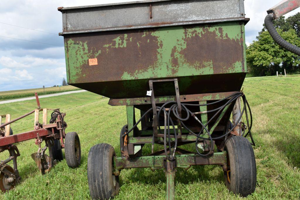 Huskee Model 225 Gravity Box with Hyd. Drive Auger on John Deere 1065 Running Gear