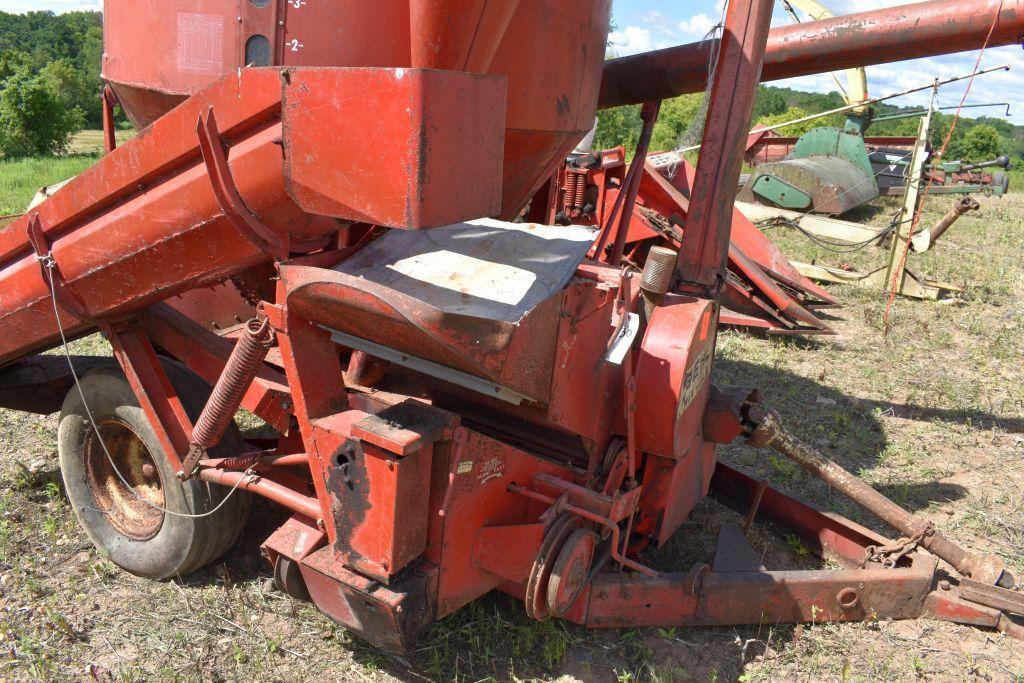 Gehl Model 120 Mixer Mill, Gear Drive, Rusted Through Bottom of Cone, 540 PTO,