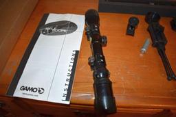 Simmons 1.5x32 Scope, Cewaal Microphone
