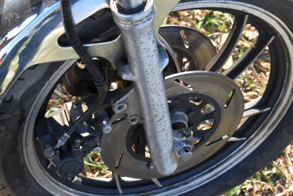 Yamaha Virago 920cc Motorcycle, 11,923 Miles Showing, Windshield, Needs Work, Non Running,