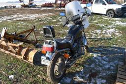Yamaha Virago 920cc Motorcycle, 11,923 Miles Showing, Windshield, Needs Work, Non Running,