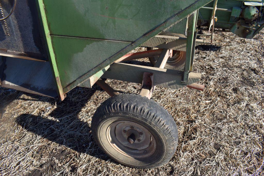 Dakon 150 Bushel Gravity Box with Electric 6 Ton Running Gear