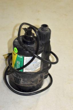 Simer 1/6hp Submersible Utility Pump