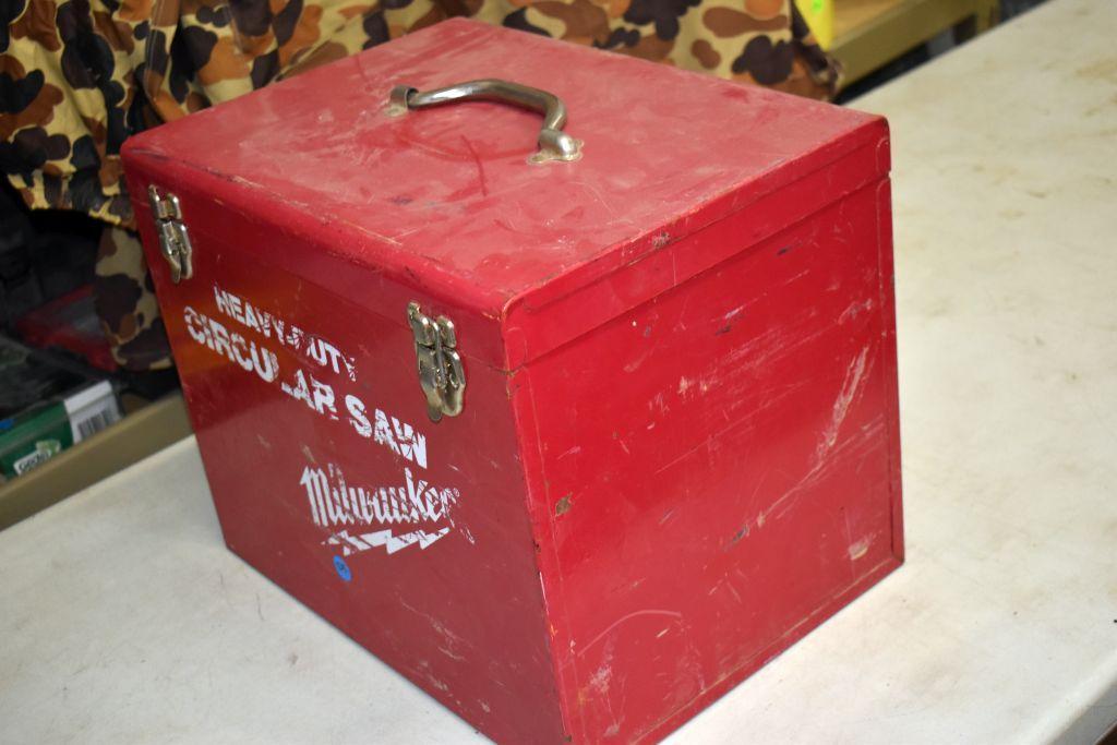 Milwaukee Heavy Duty Circular Saw with Metal Case