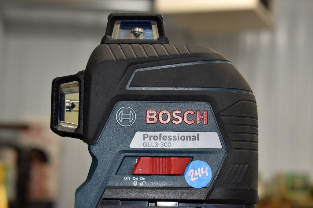 Bosch Professional GLL3-300 Laser Level and Tripod