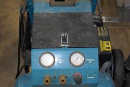 Makita Model MAC5200 3hp Air Compressor, 5.2 Gallon, No Air Hose