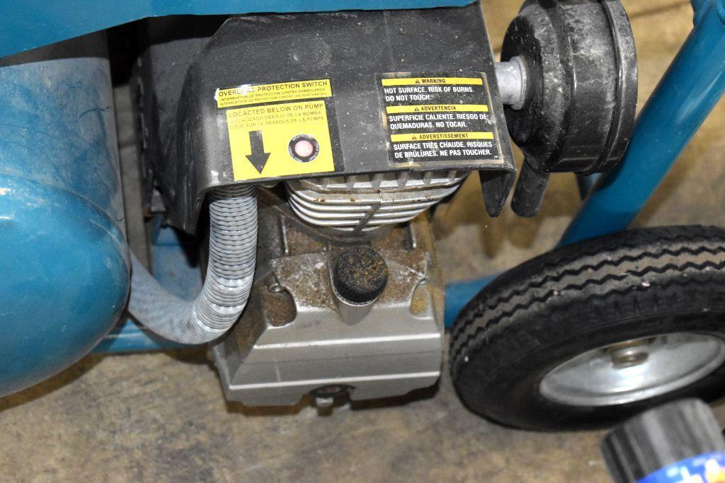 Makita Model MAC5200 3hp Air Compressor, 5.2 Gallon, No Air Hose