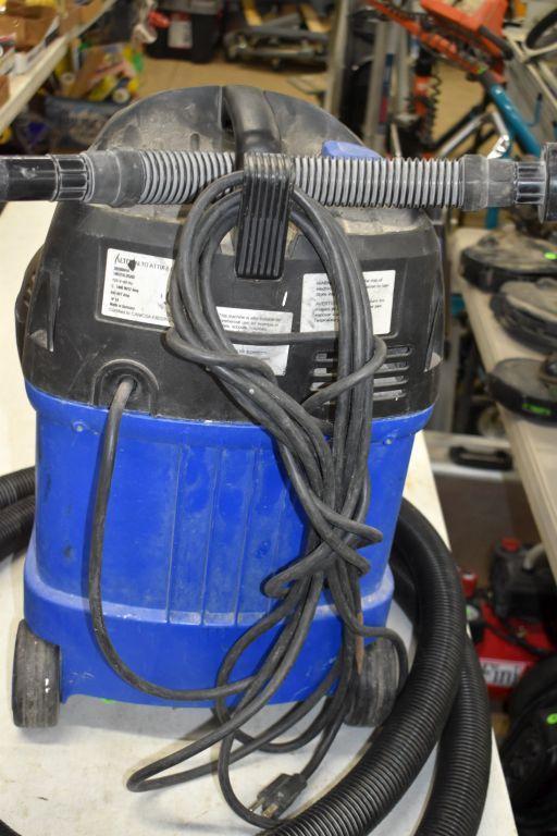 Alto Attix 8 Gallon Corded Rolling Shop Vac