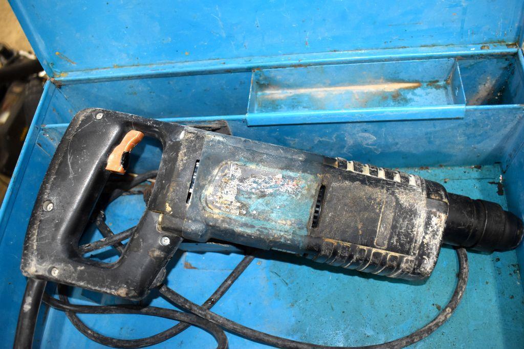 Makita 9.6V Cordless Drill/Driver with Battery and Charger in Case, Extra Assorted Bits, Bosch