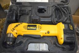 DeWalt 14.4V 3/8" VSR Right Angle Drill/Driver with 2 Batteries, Charger and Case