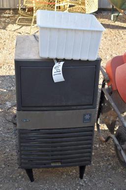 NSF Model QM30A Ice Maker Machine with Ice Bags and Ice Tray, Unknown Condition