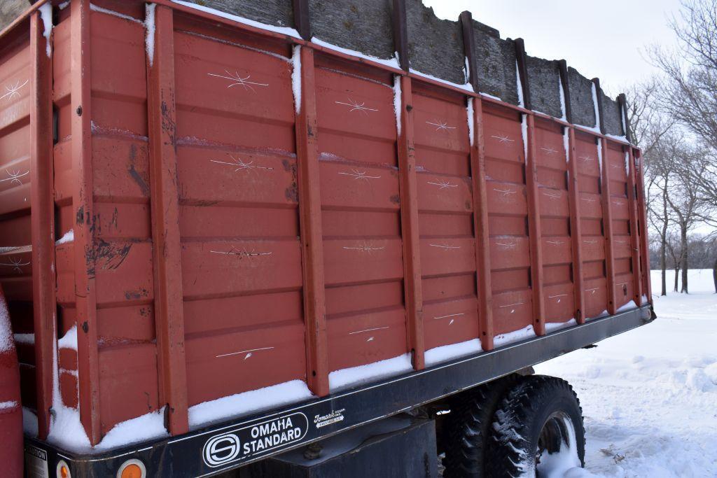 1978 Ford F600 Grain Truck, Single Axle, 16' Omaha Box & Hoist, 360 V8, 5x2 Speed, NO TITLE...