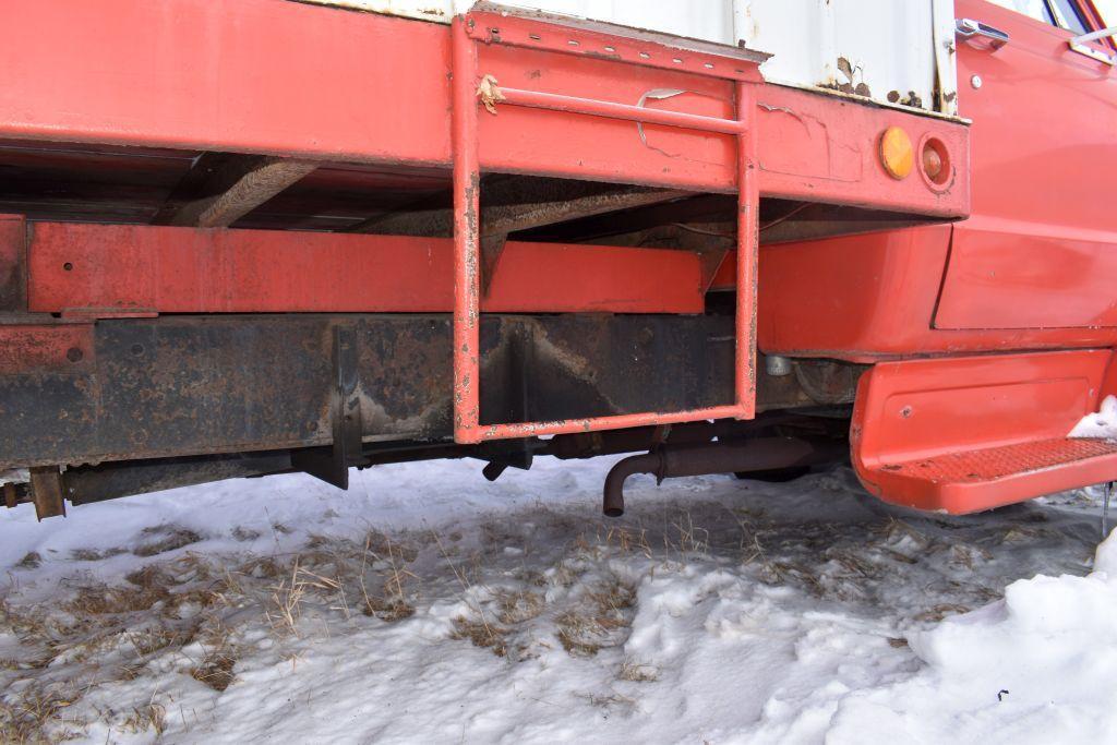 1971 Chevy C50 Grain Truck, Single Axle, 15' Box & Hoist, Automatic, V8 Gas, NO TITLE...