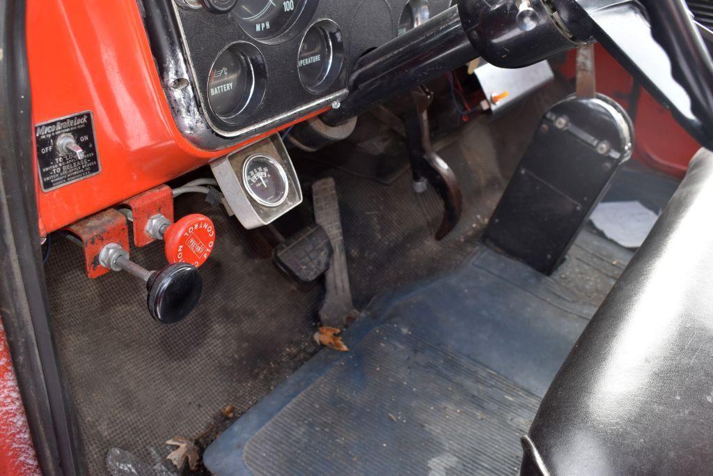 1971 Chevy C50 Grain Truck, Single Axle, 15' Box & Hoist, Automatic, V8 Gas, NO TITLE...