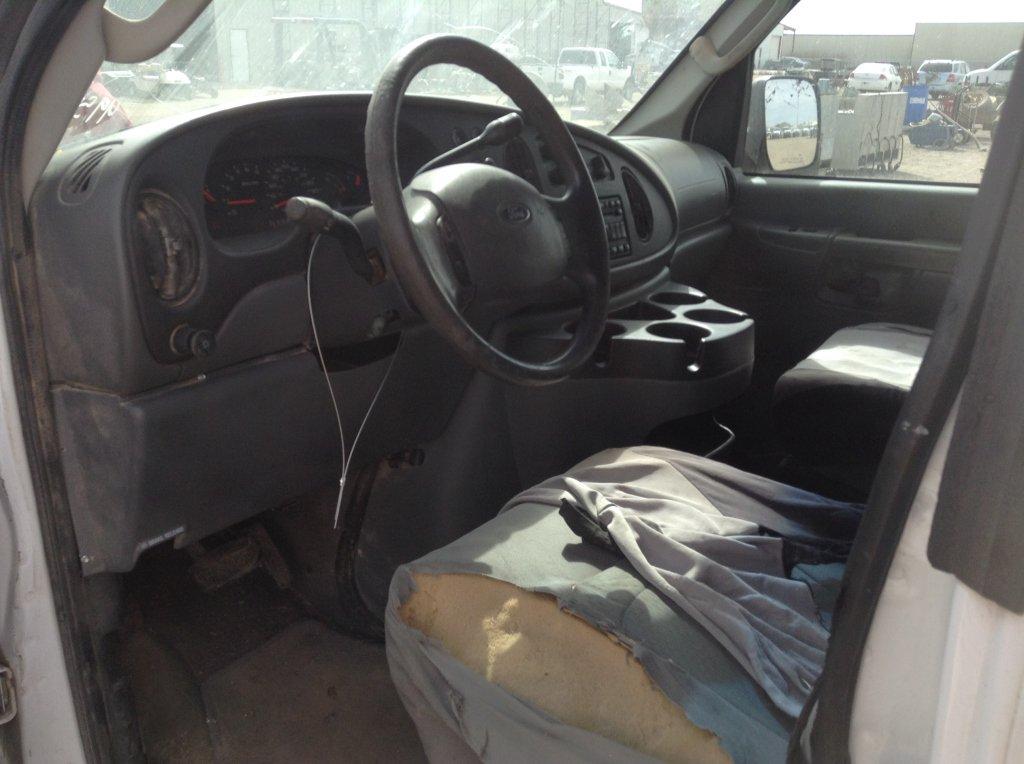 2007 Ford E-Series Wagon Full-Size Van