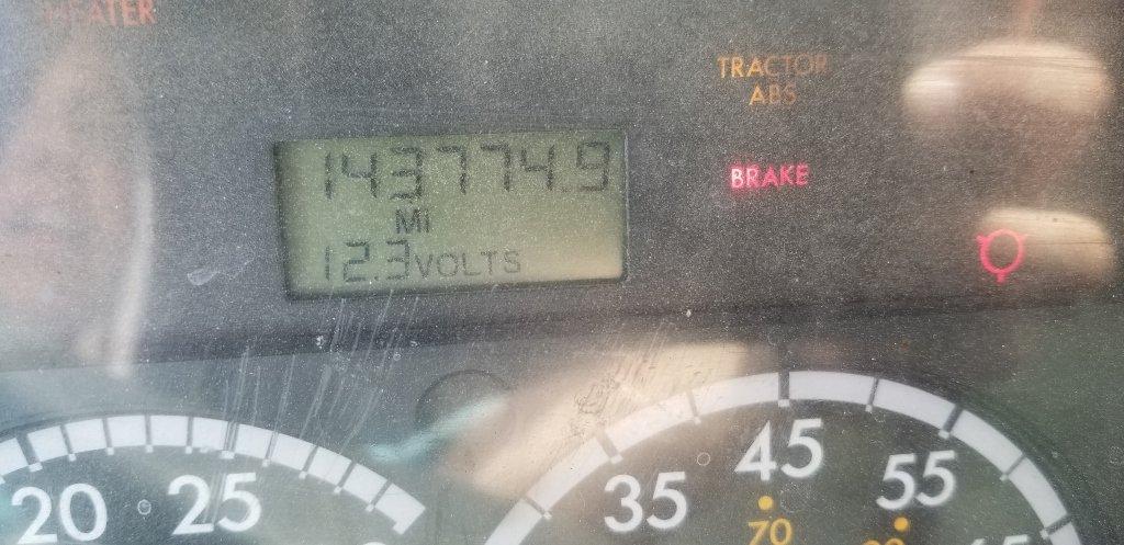 2005 Freightliner 12 Yd. Dump