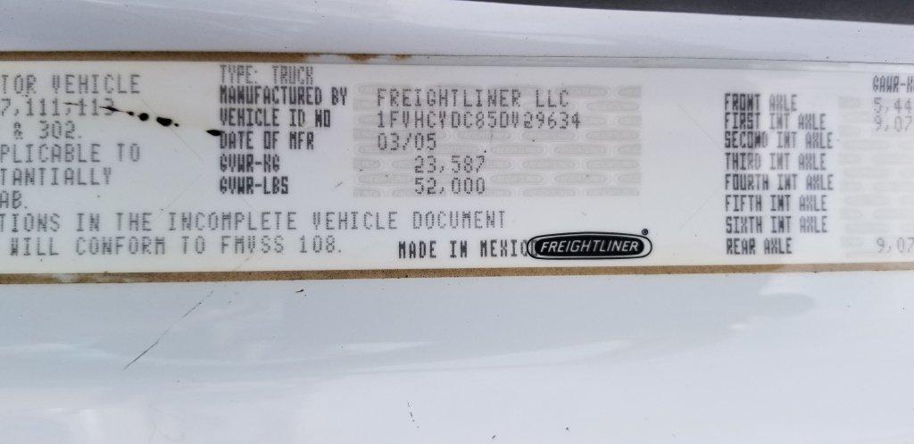 2005 Freightliner 12 Yd. Dump