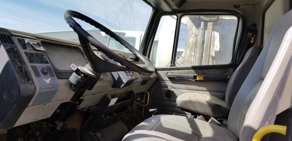 2003 Freightliner 50M Dump