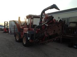 8020 Turbo Ditch Witch Combo Trench plow Backhoe