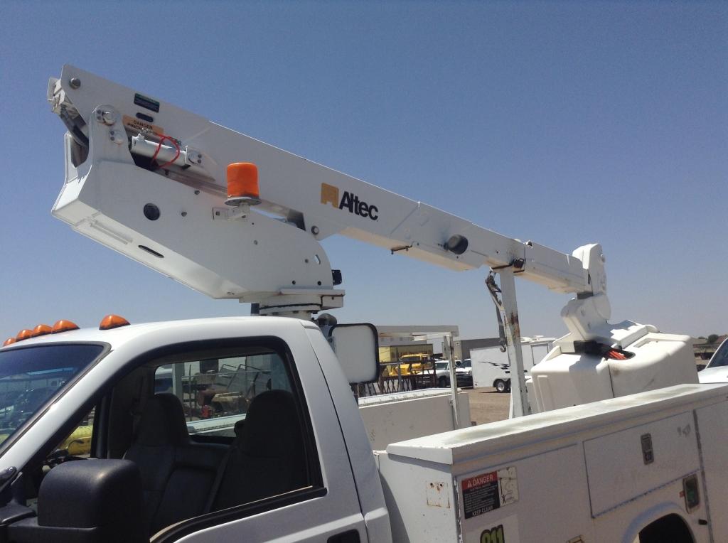 2008 Ford F-450 Single Cab Service Bucket Truck