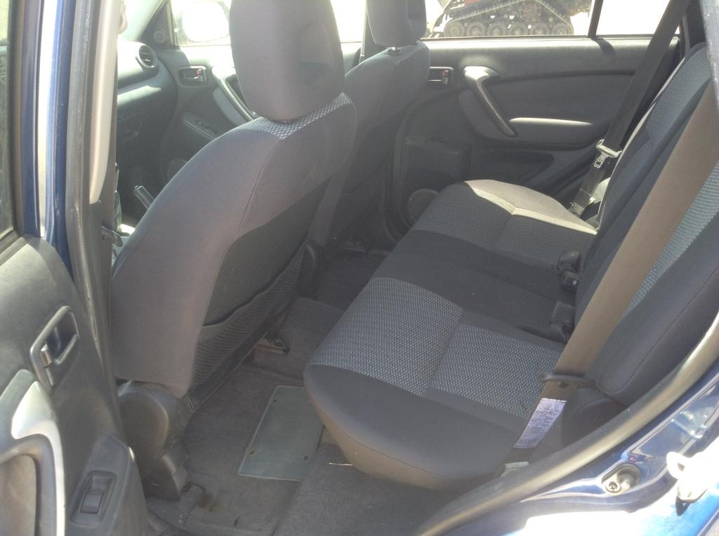2004 Toyota RAV4 SUV