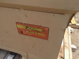 Zero Blast-N-Peen Sand Blaster w/Dust Collector