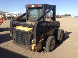 New Holland LX 665 Turbo Skid Steer