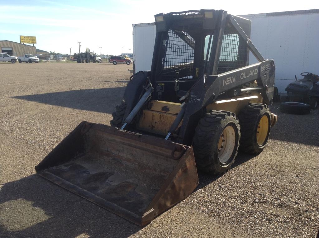 New Holland LX 665 Turbo Skid Steer