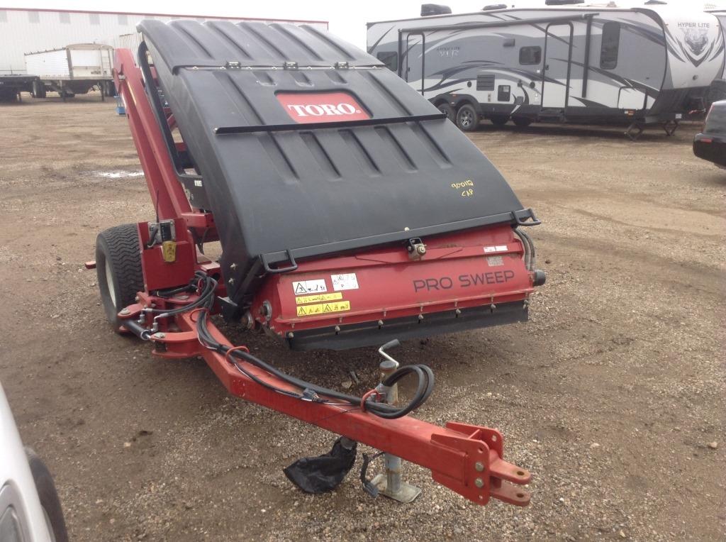 Toro Pro Sweeper Serial No.07066-312000112 , 7584