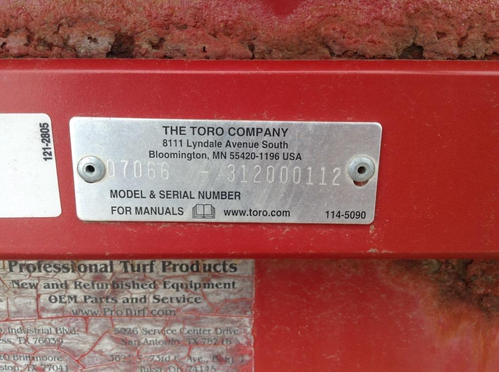 Toro Pro Sweeper Serial No.07066-312000112 , 7584