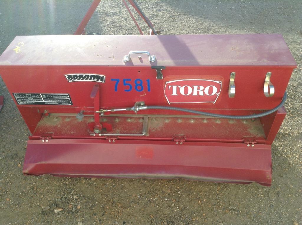 2012 Toro Seeder 93 , 7581