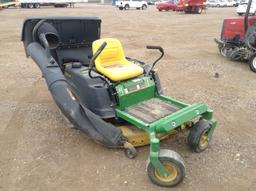 2011 John Deere Berm Mower Engine Type: 2 Cylinder , Fuel Type: G , Transmission Type: Hydro Static