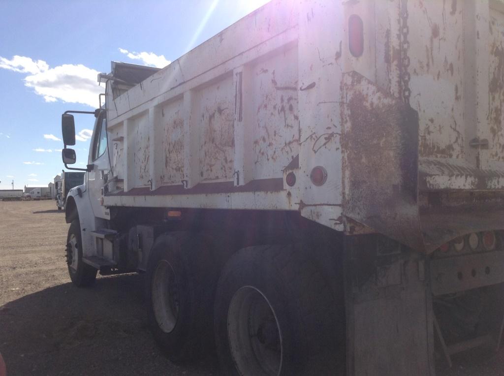 2009 Freightliner 12 Yd , S/N: 1FVHCYBS89HAE9472 , Asset #: 7049 *Engine Problems* *NON OPERABLE*