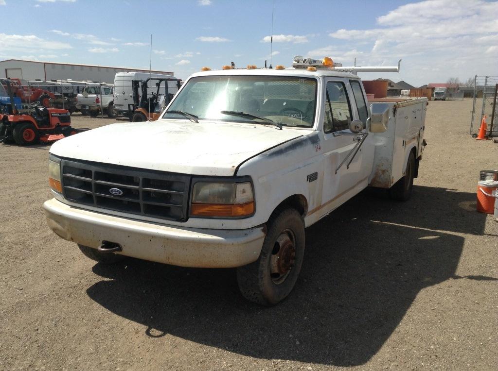 1997 Ford F-350 Ext. Cab Flatbed Crane Truck