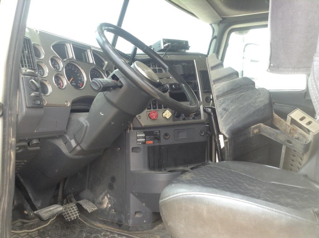 2012 Mack CXU613 Sleeper Truck Tractor