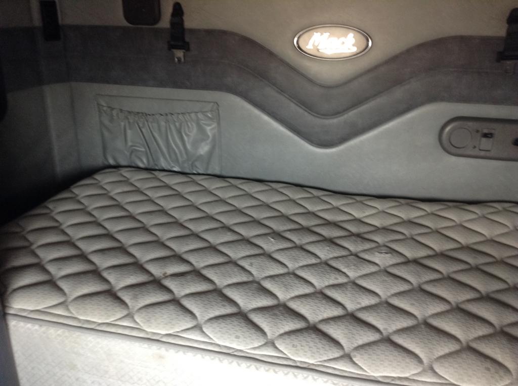 2012 Mack CXU613 Sleeper Truck Tractor