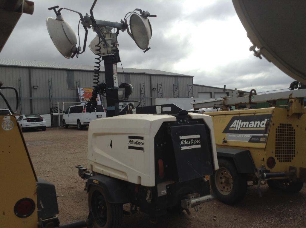 Atlas Copco V4 Light Tower