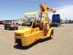 Hyster KE Karry Krane Crane Engine Type: 4 Cylinder , Fuel Type: G , Transmission Type: 3 Speed , Me