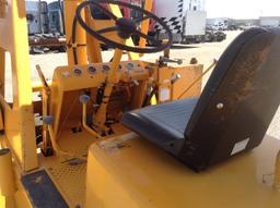 Hyster KE Karry Krane Crane Engine Type: 4 Cylinder , Fuel Type: G , Transmission Type: 3 Speed , Me