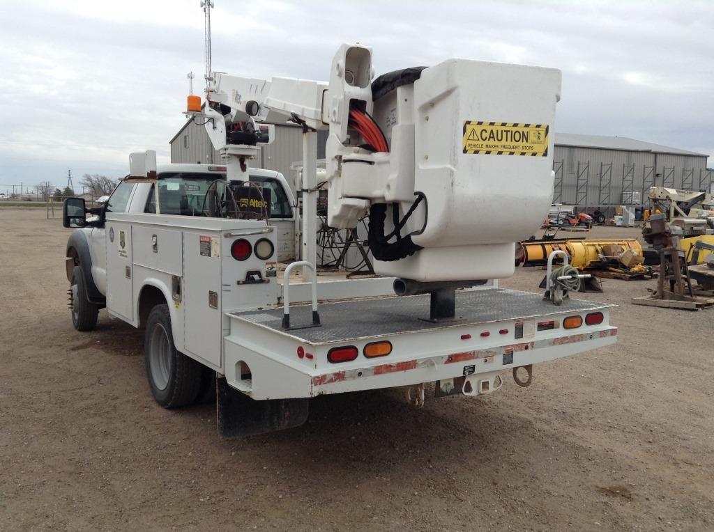 2011 Ford F450 Single Cab Service Bucket Truck 4x4 V8 , Fuel Type: G , Transmission: Automatic , Col
