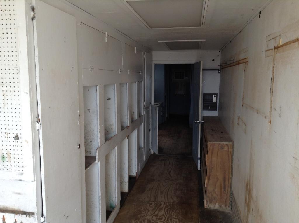 1983 Utility Office Trailer , Length: 53' , Dual Tandem Axle , Inverted 5th