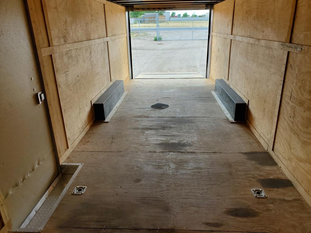 2014 Covered Wagon Enclosed Trailer , Length: 24' , Tandem , Bumper Hitch ,