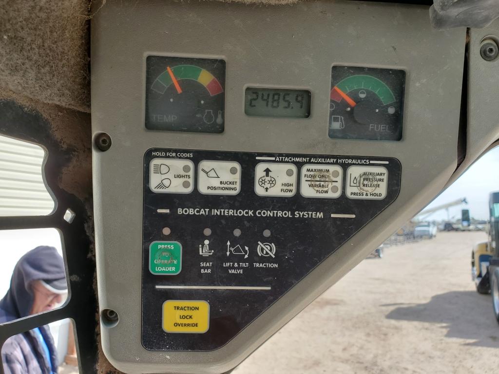 Bobcat T250 Skid Steer On Tracks